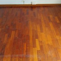 parquet di legno massello