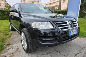 VOLKSWAGEN Touareg 2.5 R5 TDI