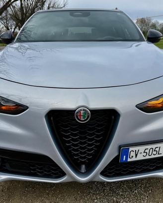 Alfa Romeo Stelvio 2.0 Turbo 280 CV Q4 Veloce