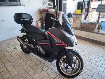 Honda Integra 750 - 2015