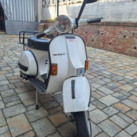 Vespa px125e