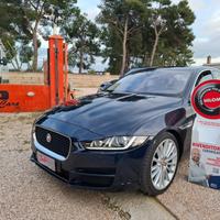Jaguar XE 2.0 D 180cv *SOLO 23.000 KM*