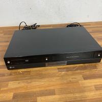 Video registratore Lg con la cassetta e DVD