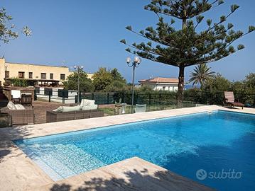 Meravigliosa Casa Vacanze a Mazzaforno Cefalu