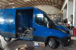IVECO Daily 35S13 Furgonato - Incidentato