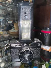 Macchina fotografica carena + flash