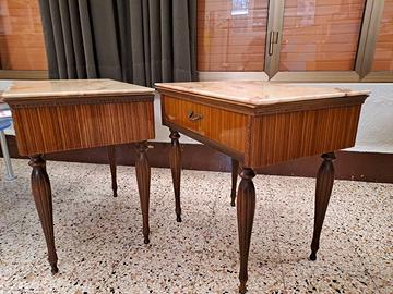 Coppia di comodini anni '50 . Vintage