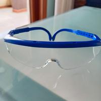 Occhiali protettivi nuovi da lavoro