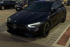 Mercedes CLA 200d Shooting brake Premium Plus