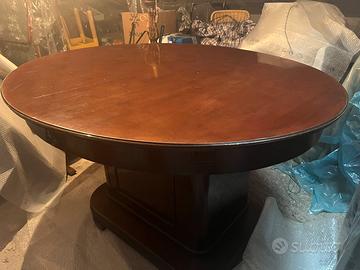 Tavolo ovale + 12 sedie