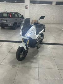 Honda xadv 750 2025
