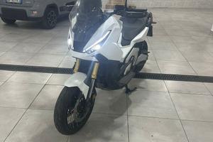 Honda xadv 750 2025