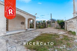 Villetta bifamiliare, Via Vulcano 6 Torre Chianca