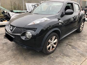 NISSAN JUKE 2012