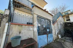 CASA INDIPENDENTE A MASSA DI SOMMA