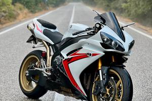 Yamaha R1