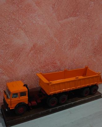 camion fiat 330 old Cars 1/43