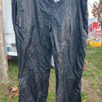 Pantaloni impermeabili Quechua