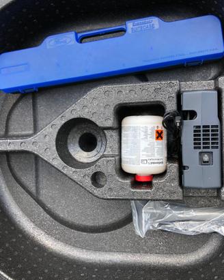kit riparazione pneumatici auto Ford Focus