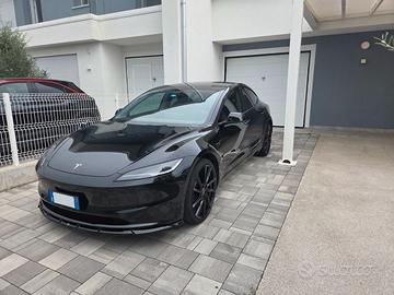 Tesla Model 3 Highland RWD Premium, 06/2024