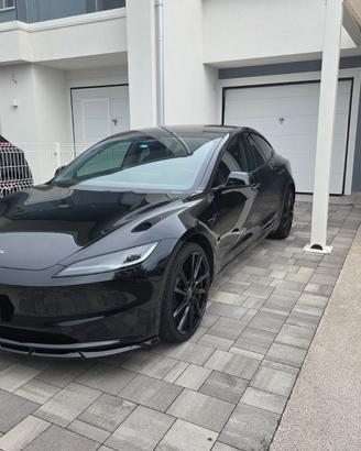 Tesla Model 3 Highland RWD Premium, 06/2024