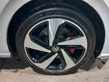 Cerchi Milton Keynes + gomme Michelin per Polo Gti