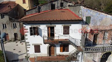 Appartamento Pescaglia [UM229MGVRG]