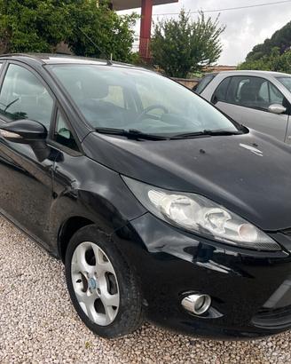 Ford Fiesta 1.6 TDCi 95CV 5 porte TITANIUM KM CERT