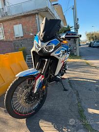 Africa Twin 1100 5000km unico proprietario