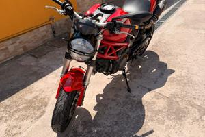 Ducati monster 796
