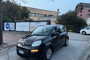 Fiat Panda KM.28.000 1.0 HYBRID 10/2023