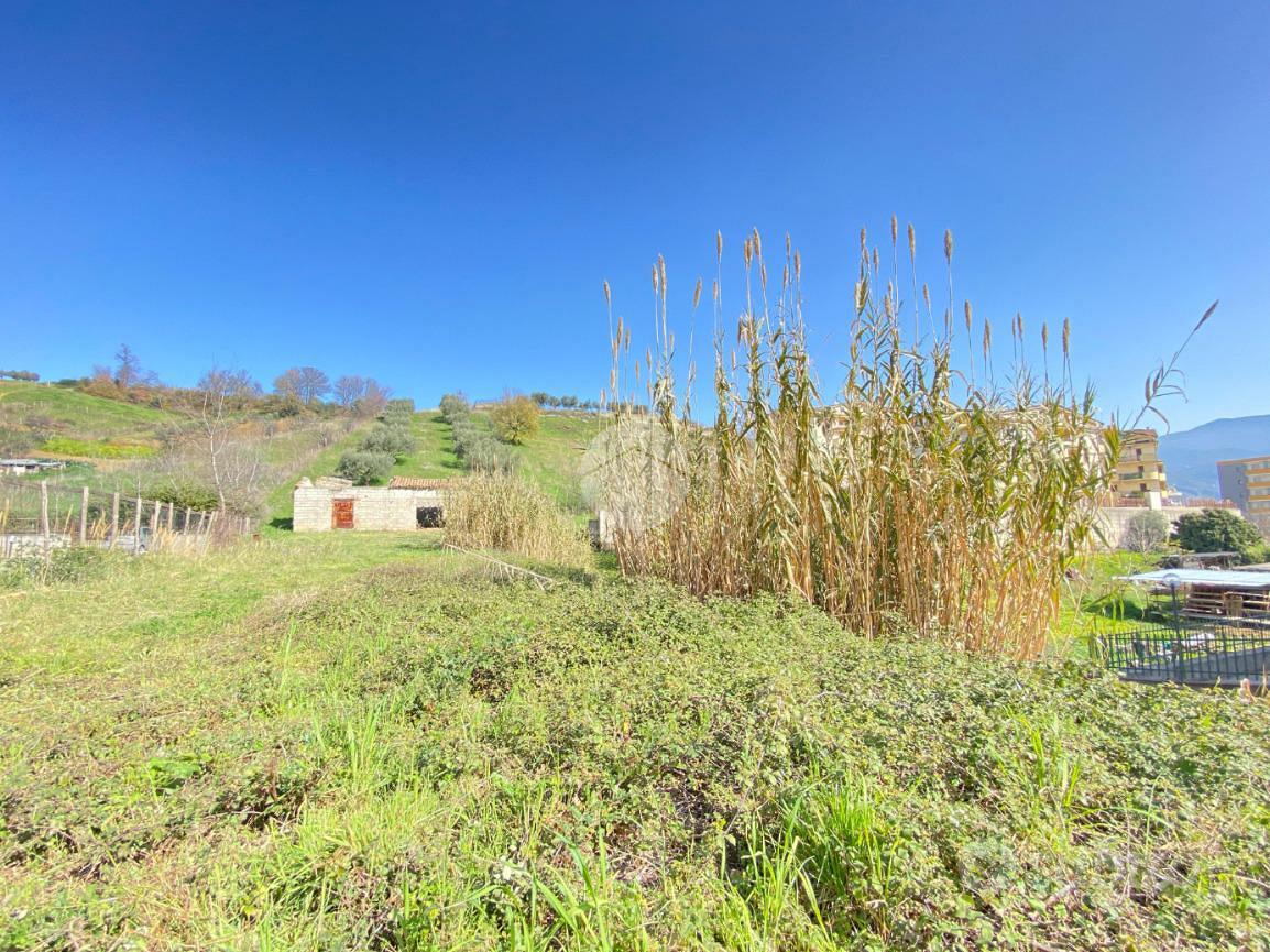TER. RESIDENZIALE A MONTALTO UFFUGO - Vista 3