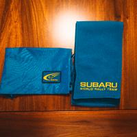 Sciarpa Subaru originale World Rally Team + Sacca 