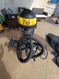 Macchina pulizia a vapore professionale