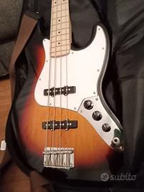 
Basso elettrico Squier by Fender 