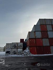Containers maritimi usati