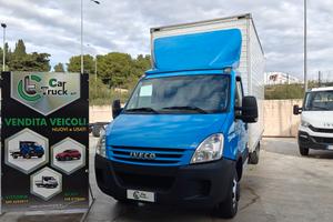 Iveco Daily 35C10 con box