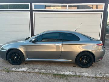 Alfa romeo gt