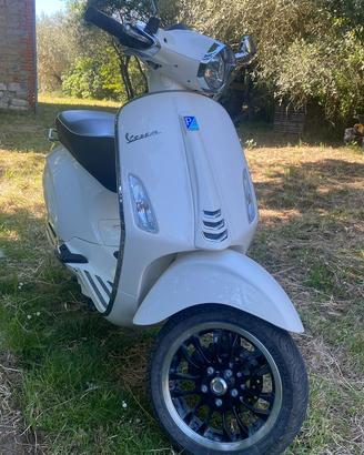 Vespa 50 sprint 2023