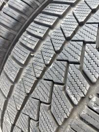 nr.4 gomme invernali usate Continental 225/45R17