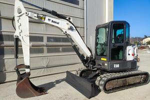 Miniescavatore cingolato BOBCAT E50EM
