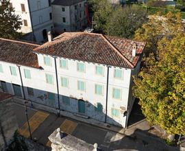 CASA SEMINDIPENDENTE A LAVAGNO