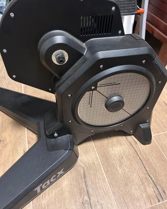 Rullo bici da corsa  interattivo tacx flux smart