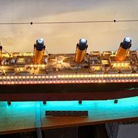 LEGO TITANIC 10294