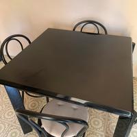 Tavolo apribile lucido nero piu 6 sedie