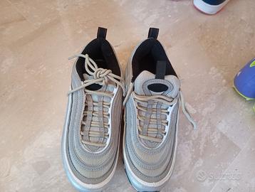 scarpe da ginnastica