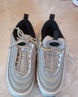 scarpe da ginnastica