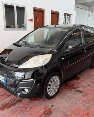 Peugeot 107 1.0 68CV 5p. Superga neopat