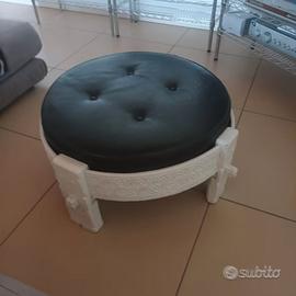 Sgabello/pouf in legno bianco