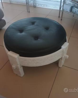 Sgabello/pouf in legno bianco